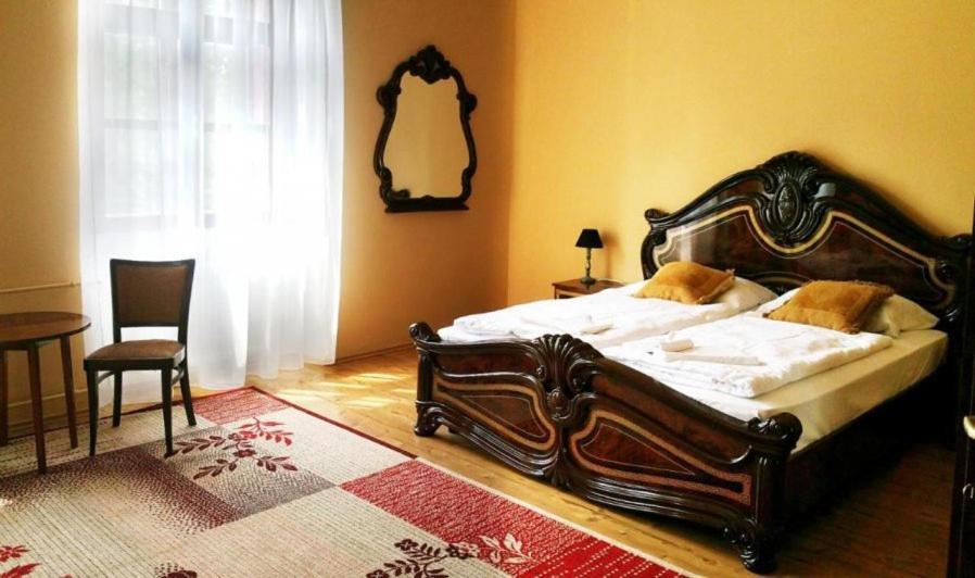 Korona Szallo Sárvár Exteriér fotografie